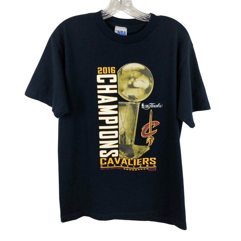 2016 NBA Champions Cleveland Cavaliers Men's Size M Blue Short Sleeve T-shirt